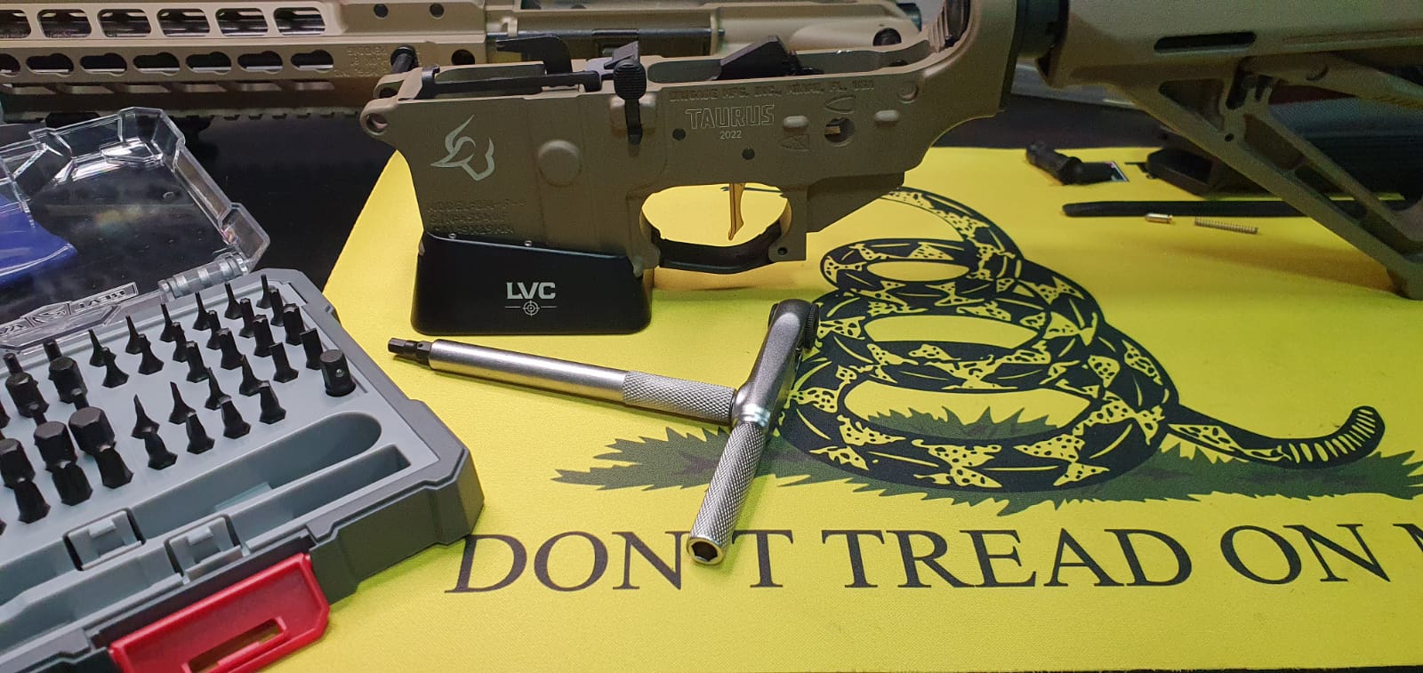 Bastidores Doctor Guns — rotina técnica 01