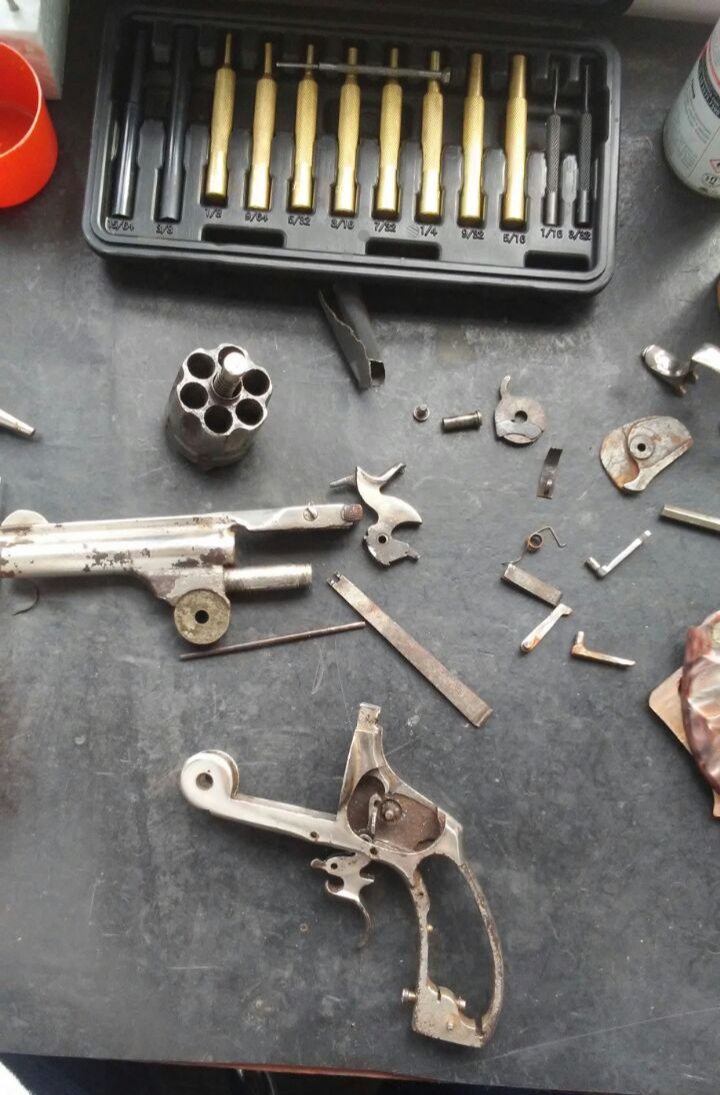 Bastidores Doctor Guns — rotina técnica 38